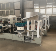 过税收优惠、研发补助等政策